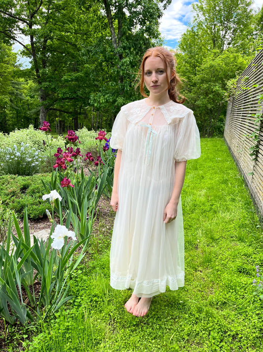 1950s Styled by Carillon Bridal Nightie Set